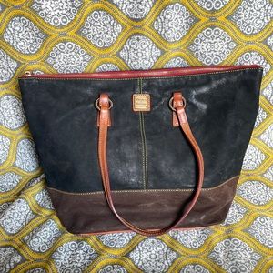 Large Dooney and Bourke tote bag
